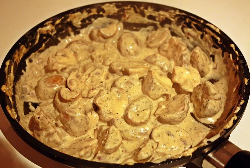 Champignons in der Pfanne